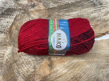 Charger l'image dans la galerie, Laine Nako Ombre Rouge et Noir - Boutique du Bricolage