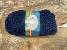 Charger l'image dans la galerie, Laine Nako Ombre Ton de Bleu - Boutique du Bricolage