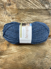Charger l'image dans la galerie, Laine Galway Bleu Jeans - Boutique du Bricolage