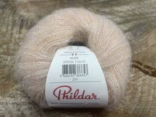 Charger l'image dans la galerie, Laine Phil Light Mohair Nude - Boutique du Bricolage