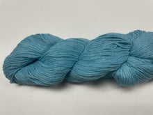 Charger l'image dans la galerie, Laine Tradition Turquoise - Boutique du Bricolage