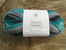 Charger l'image dans la galerie, Laine Deluxe Stripes Nébuleuse - Boutique du Bricolage