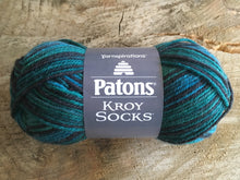 Charger l'image dans la galerie, Kroy Socks - Patons