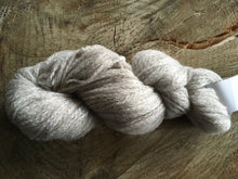 Charger l'image dans la galerie, Odette - Universal Yarn