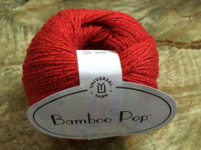 Charger l'image dans la galerie, Laine Bamboo Pop Vrai Rouge - Boutique du Bricolage
