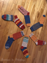 Charger l'image dans la galerie, Bella Cash - Universal Yarn