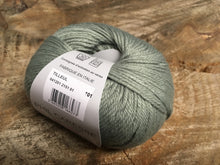 Charger l'image dans la galerie, Laine Phil Caresse Tilleul - Boutique du Bricolage