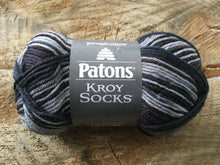 Charger l'image dans la galerie, Laine Kroy Socks Rayures de tourmaline - Boutique du Bricolage