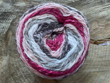 Charger l'image dans la galerie, Laine Offbeat Tubulaire - Boutique du Bricolage