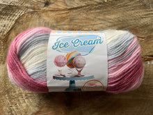 Charger l'image dans la galerie, Laine Ice Cream Cerise Jubilé - Boutique du Bricolage