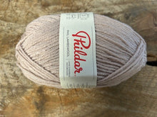 Charger l&#39;image dans la galerie, Laine Phil Lambswool Taupe - Boutique du Bricolage
